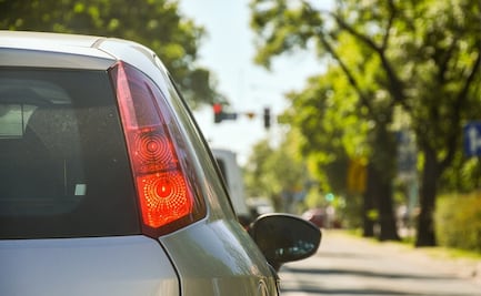Frenan iniciativa para establecer placas vehiculares permanentes en Yucatán