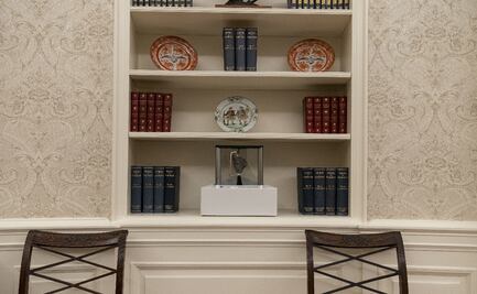 La historia detrás de la roca lunar que eligió Biden para decorar el despacho Oval