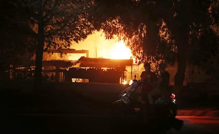 Reportan más de 20 muertos por incendios forestales en Grecia