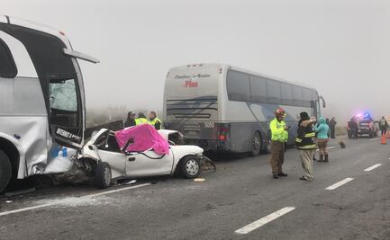 Choque carretero en NL deja dos muertos y 6 heridos