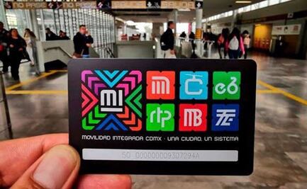 Reportan robo de 270 mil tarjetas de movilidad en AICM; chofer, secuestrado y abandonado en Naucalpan