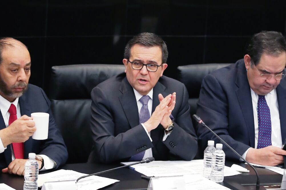 Guajardo, secretario de Economía, dijo a senadores que se debe entender que hoy el mundo se asocia en cadenas globales de valor (LUCÍA GODÍNEZ. EL UNIVERSAL)