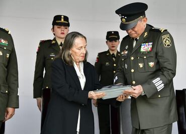 Sedena realiza homenaje póstumo a arquitecto que diseñó instalaciones del Heroico Colegio Militar