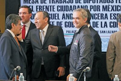 Mancera pide 5 mmdp para reconstrucción