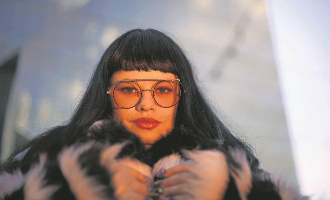 La cantante prepara disco para el verano. Estrena su sencillo “Gato”, en el que manifiesta lo cómoda que está consigo misma. Foto: Onerpm Mexico