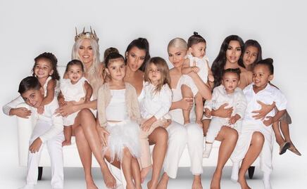 Kim Kardashian regala mini bolsas Louis Vuitton a todas las niñas de su familia