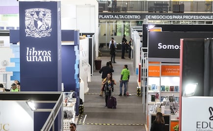 Homenajean a Ignacio Padilla, en la FILUNI