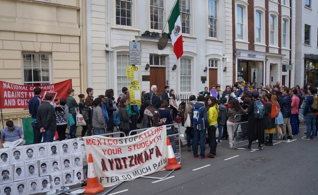 Londres muestra solidaridad por Ayotzinapa