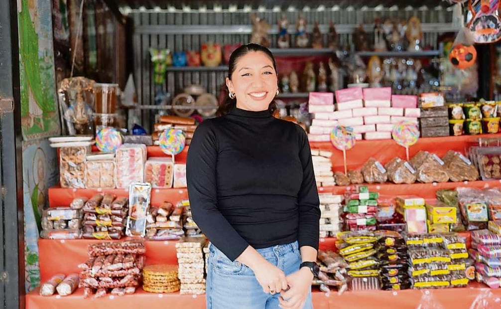 Los comerciantes y artesanos coinciden en que la Virgen será fundamental para mejorar la economía. Foto: Especial