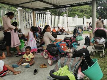 Tras paso por Oaxaca, se reduce a 500 los migrantes que cruzan en caravana por Veracruz