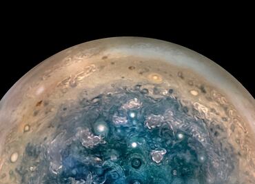 La sonda espacial Juno obliga a "repensar" a Júpiter
