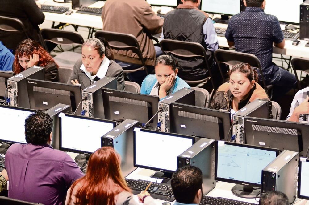 Al sumar a los evaluados en todo el país, el total de profesores que han presentado su examen durante este año es de 37 mil 921. (ARCHIVO EL UNIVERSAL)
