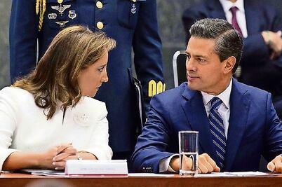 Con redes sociales impulsan la diplomacia mexicana