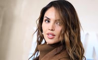 Eiza González sorprende al “mandar” a Henry Cavill y Jake Gyllenhaal en explosiva película de Guy Ritchie. Eiza González/AFP