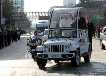 Episcopado y Nunciatura se deslindan de subasta de Papamóviles