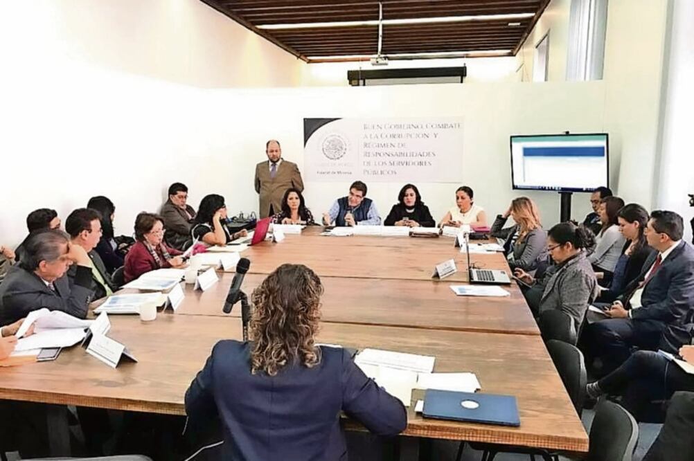 La diputada constituyente, Esthela Damián, presentó la iniciativa durante la sesión de la Comisión de Buen gobierno y combate a la corrupción. (FOTO. TOMADA DE FACEBOOK)