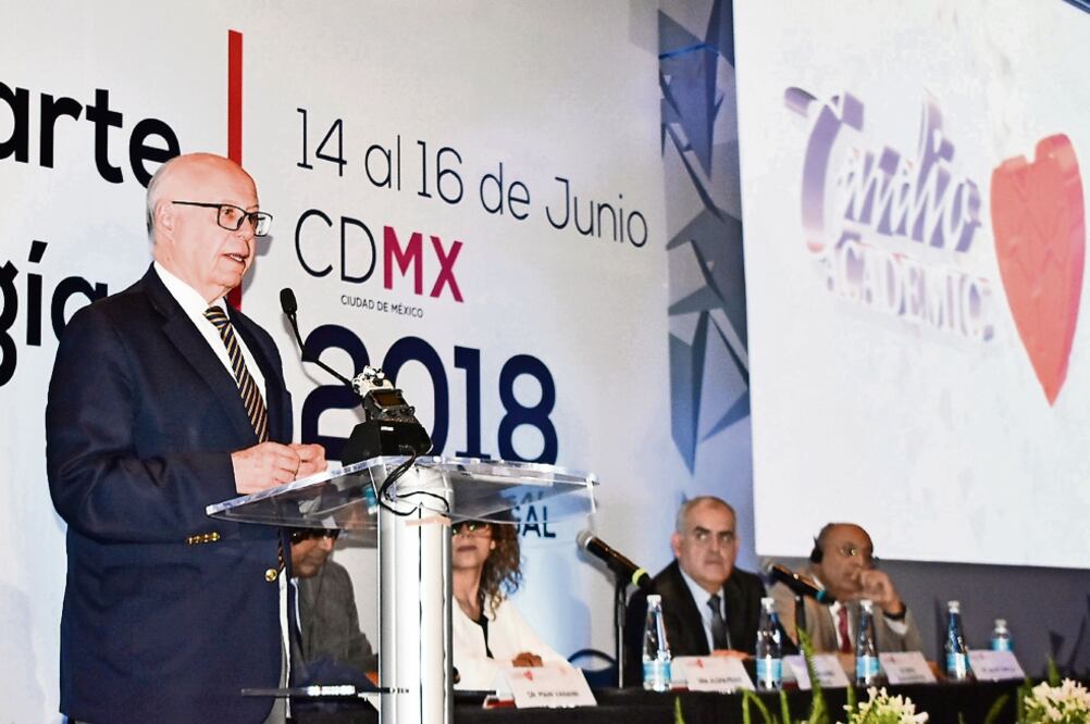 José Narro Robles inauguró el primer curso CardioAcademic, en el que participan 202 profesores mexicanos. Foto: CORTESÍA