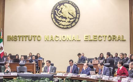 Expertos: grave, que Anaya use recursos públicos en spot