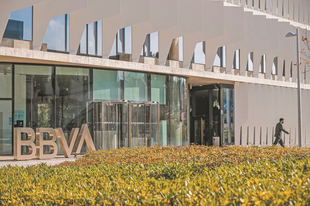 Directivos de BBVA han manifestado que el capital de la venta de la filial en Estados Unidos será utilizado para invertir en los mercados donde opera. Foto: ARCHIVO EL UNIVERSAL