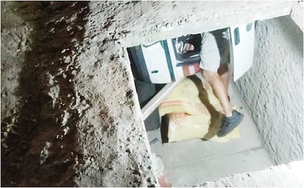 Volcadura deja dos personas prensadas en San Pedro Xalpa, Azcapotzalco