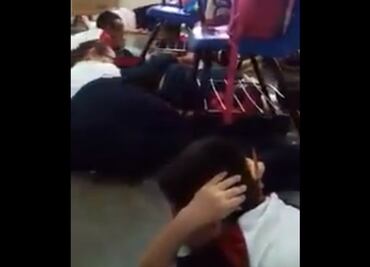 "Tenemos que cantar pecho tierra”: maestra a niños durante balacera en Sonora