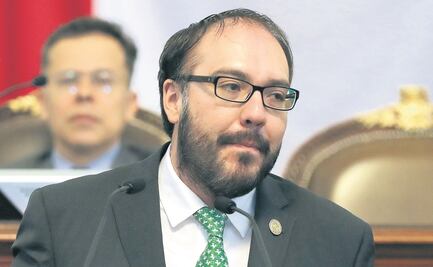 Entre desafueros y denuncias, Toledo logra reelección