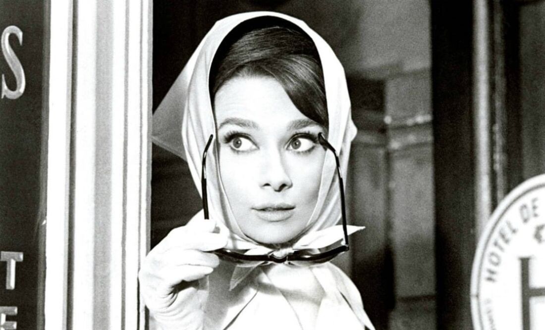 Audrey Hepburn es uno de los íconos que frecuentemente portaban mascadas.