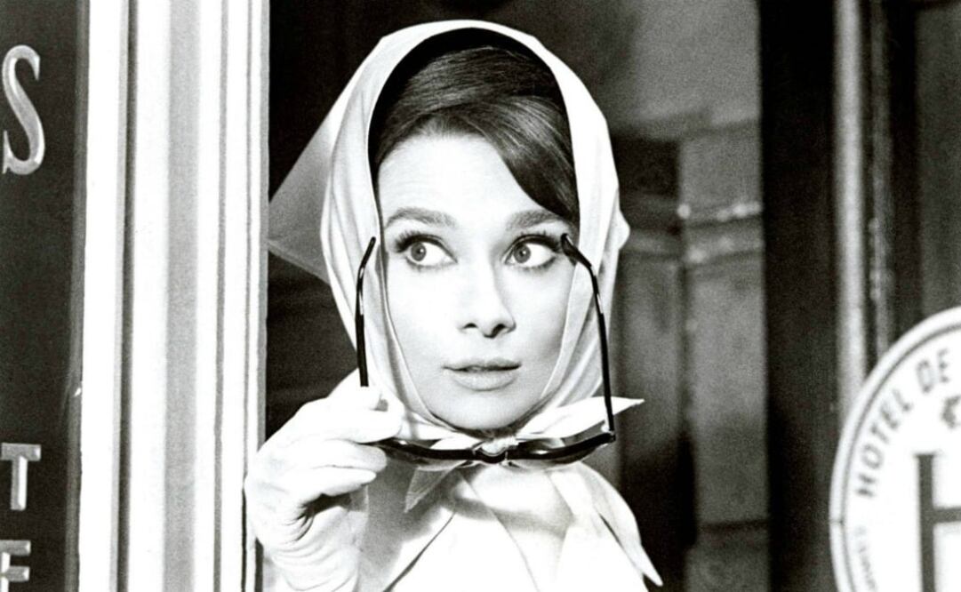 Audrey Hepburn es uno de los íconos que frecuentemente portaban mascadas.
