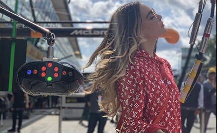 Belinda se roba las miradas en el GP de Italia