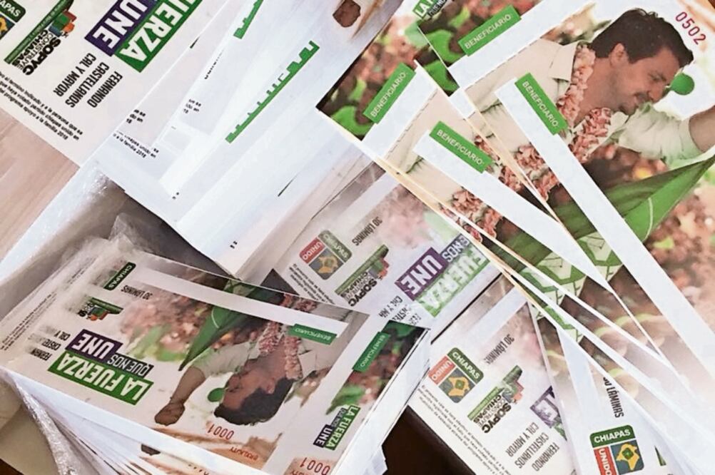 En Chiapas. En redes circulan vales con la imagen del candidato Fernando Castellanos con los que presuntamente se pretende condicionar el voto. (ÓSCAR GUTIÉRREZ. EL UNIVERSAL)