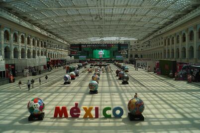 Venden arte huichol en Rusia