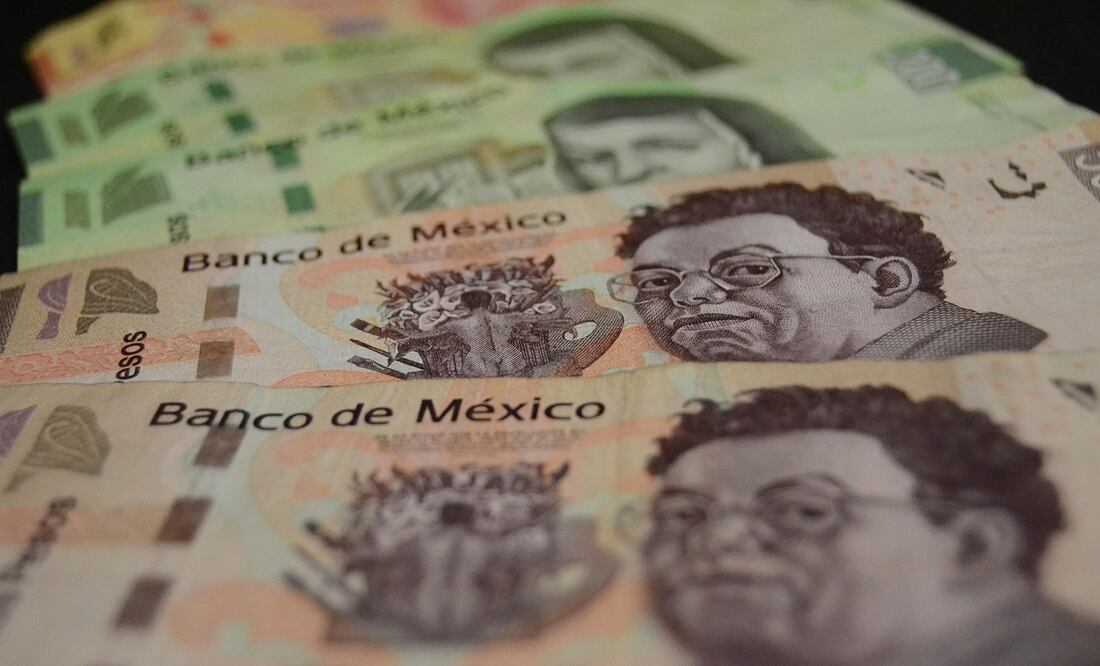 Billetes de 100, 200 y 500 pesos mexicanos. Foto: Pixabay