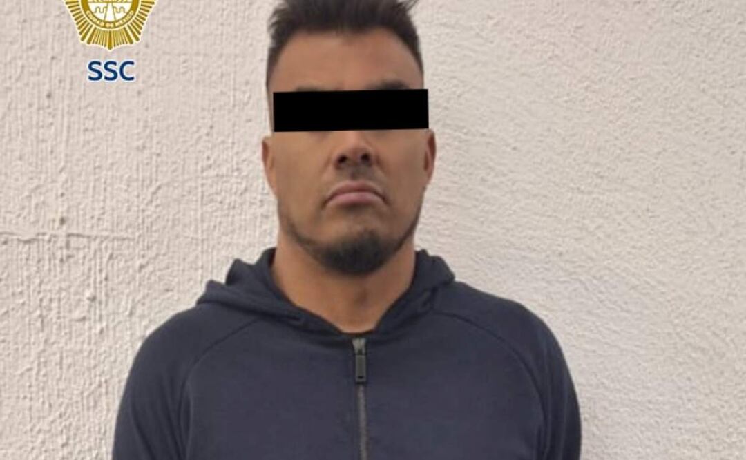 Detienen a hombre de 43 años, identificado como probable responsable de cometer robos de objetos al interior de vehículos (12/04/2025). Foto: Especial