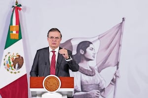 El peso gana tras reunión del T-MEC