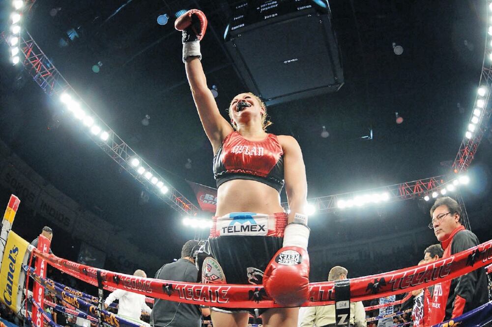 La “Loba” Muñoz noqueó a la argentina Vanesa Taborda en cuatro rounds (ZANFER)