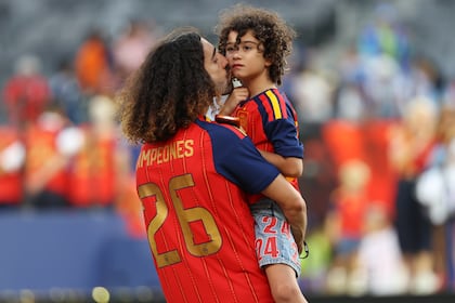 Marc Cucurella emociona al revelar cómo el autismo de su hijo cambió su vida para siempre