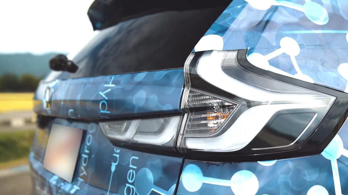 Además de un FCEV, podrá manejarse con un motor y batería eléctrica.