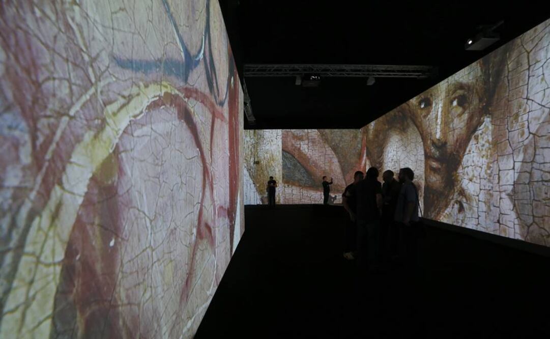 La pieza recreada por el artista Álvaro Perdices y el cineasta Andrés Sanz permite acercarse al célebre tríptico y pasear junto a los seres y los espacios del Paraíso o del Infierno. (FOTO: EFE)