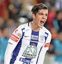 Rodolfo Pizarro llega al Rebaño por 15 mdd