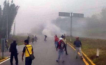 Reportan gresca entre policías y maestros en Chiapas