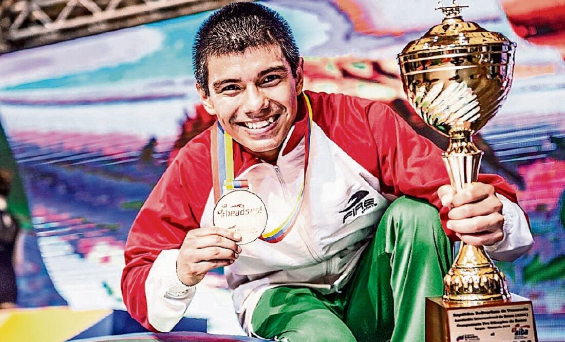 Joselito Velázquez derrotó al ecuatoriano Carlos Quipo en los 49kg (AIBA)