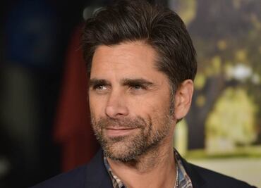 John Stamos entra en rehabilitación