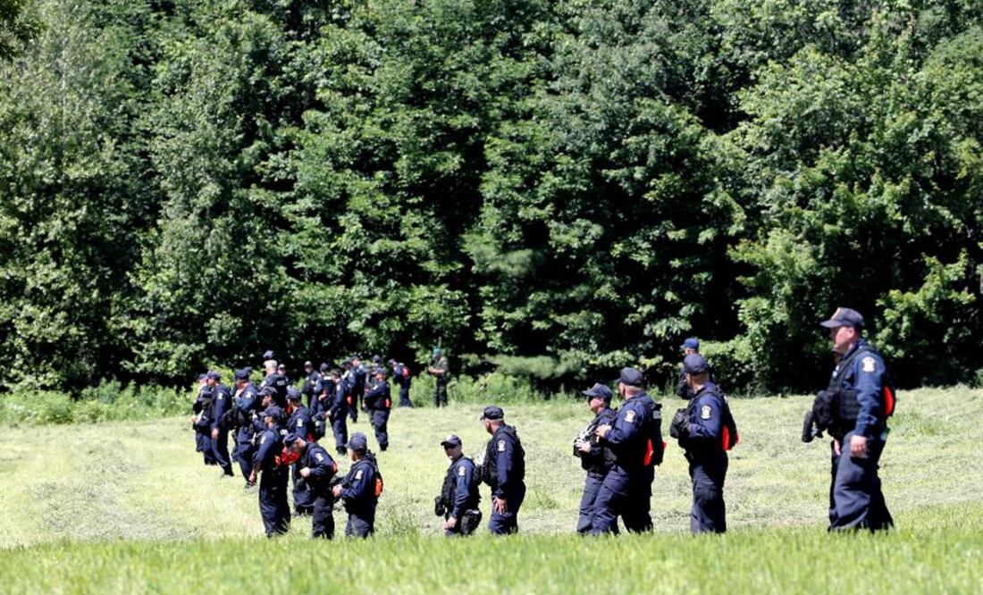 Las autoridades habían hallado restos de ADN de los reos en dicha cabaña, situada a 24 kilómetros del centro penitenciario del que escaparon, a través de agujeros y boquetes que hicieron en sus celdas y en los conductos de calefacción Foto: AP