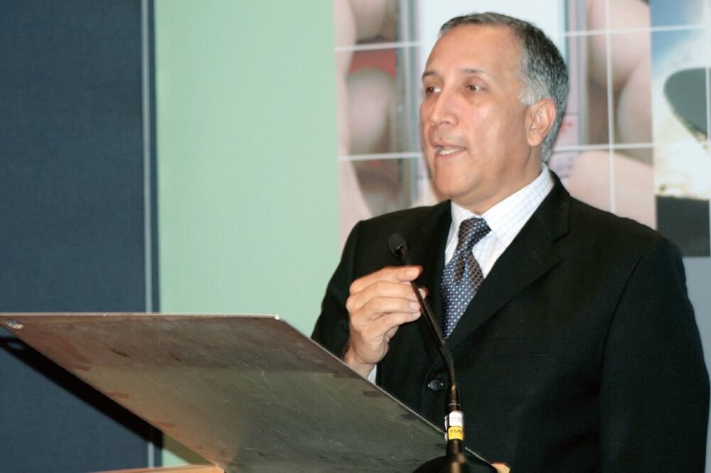 El ex presidente de la Comisión Federal de Telecomunicaciones, Héctor Osuna, solicita verificar licitación a Telsusa (ARCHIVO EL UNIVERSAL)