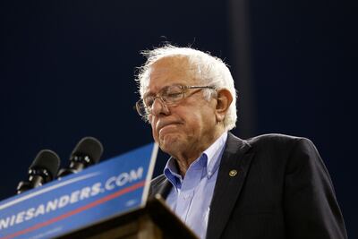 Presionan a Sanders para que abandone contienda