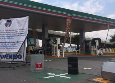 Automovilistas sufren por conseguir gasolina en el Valle de México