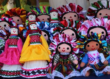 Panistas piden prohibir venta de imitaciones de artesanías