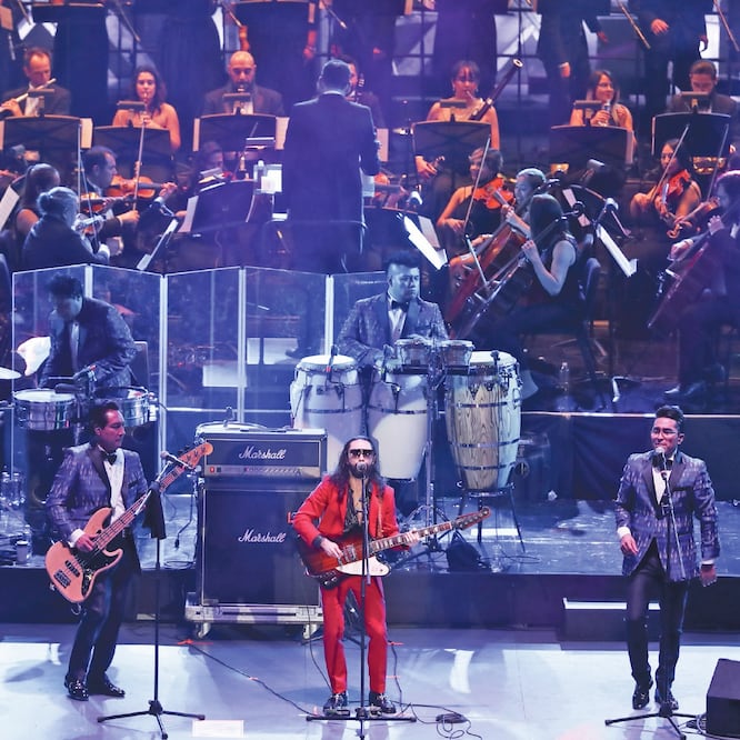 El grupo tocó “17 años” con el vocalista de Moderatto. GERMAN ESPINOSA. EL UNIVERSAL