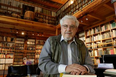 Facebook está hecho para pelear y para enamorar: Garrido