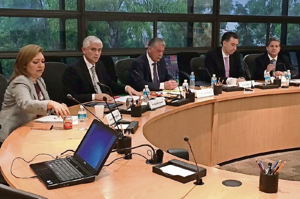 La Comisión Bicameral de Seguridad Nacional se declaró en sesión permanente para atender el caso del espionaje telefónico. (HORACIO JIMÉNEZ. EL UNIVERSAL)